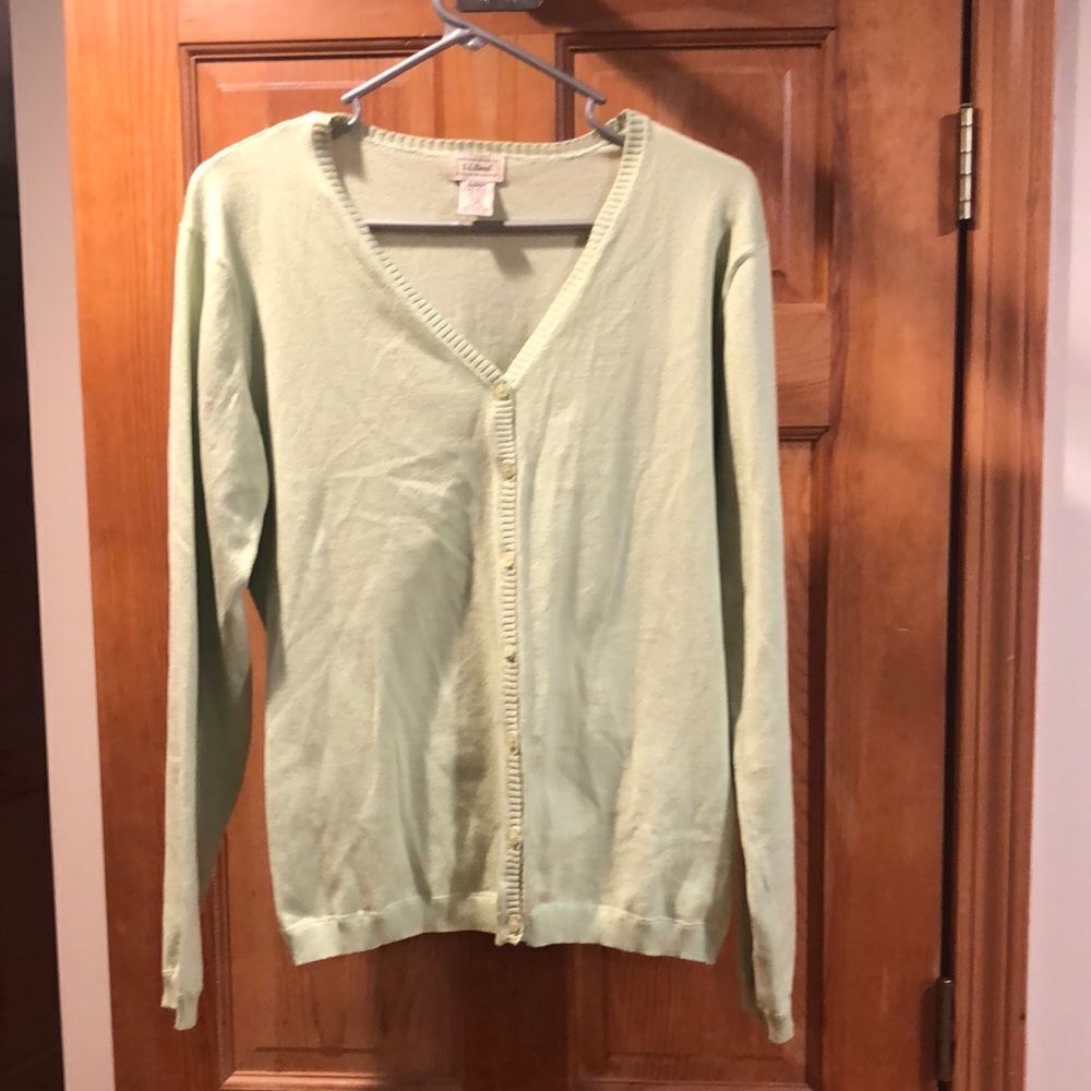 L.LBEAN button down cardigan sweater size large.